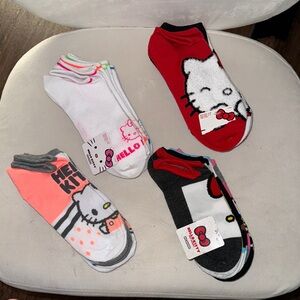 Hello Kitty Colorful Ankle Socks Collection